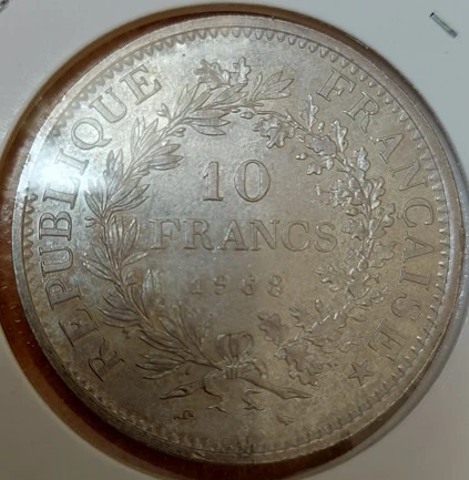 Help-With-Sorting-This-French-Coin.